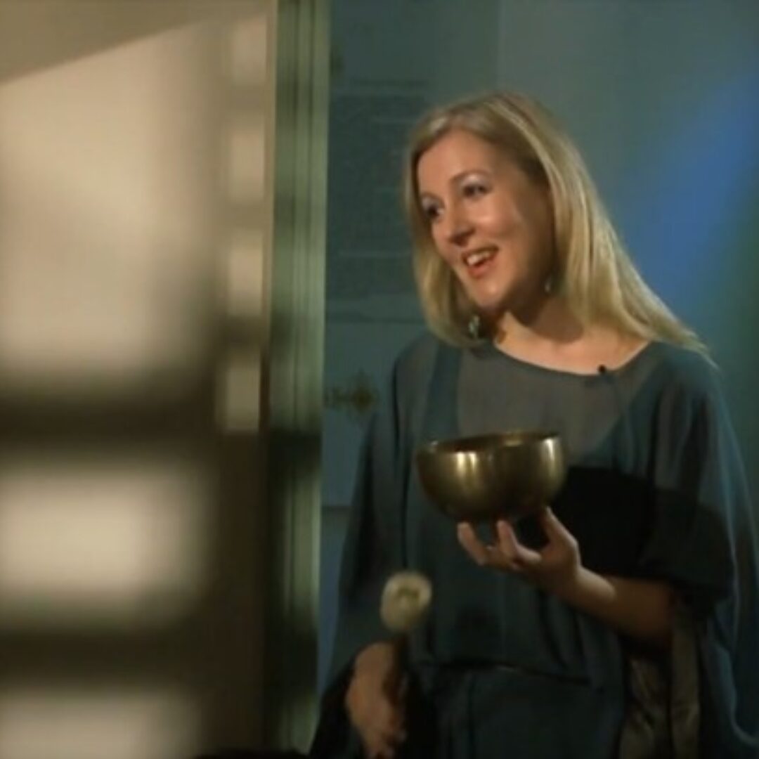 Μέσα στου Νερού το Καθρέφτισμα – σαν όνειρο απόκοσμο το νερό ξετυλίγει πανάρχαιες ιστορίες…